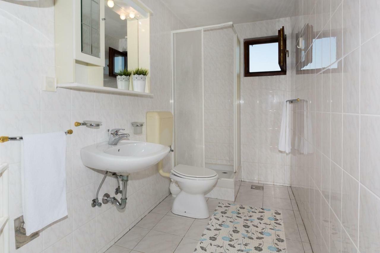 Cozy Apartment Josipa Privlaka  Kültér fotó