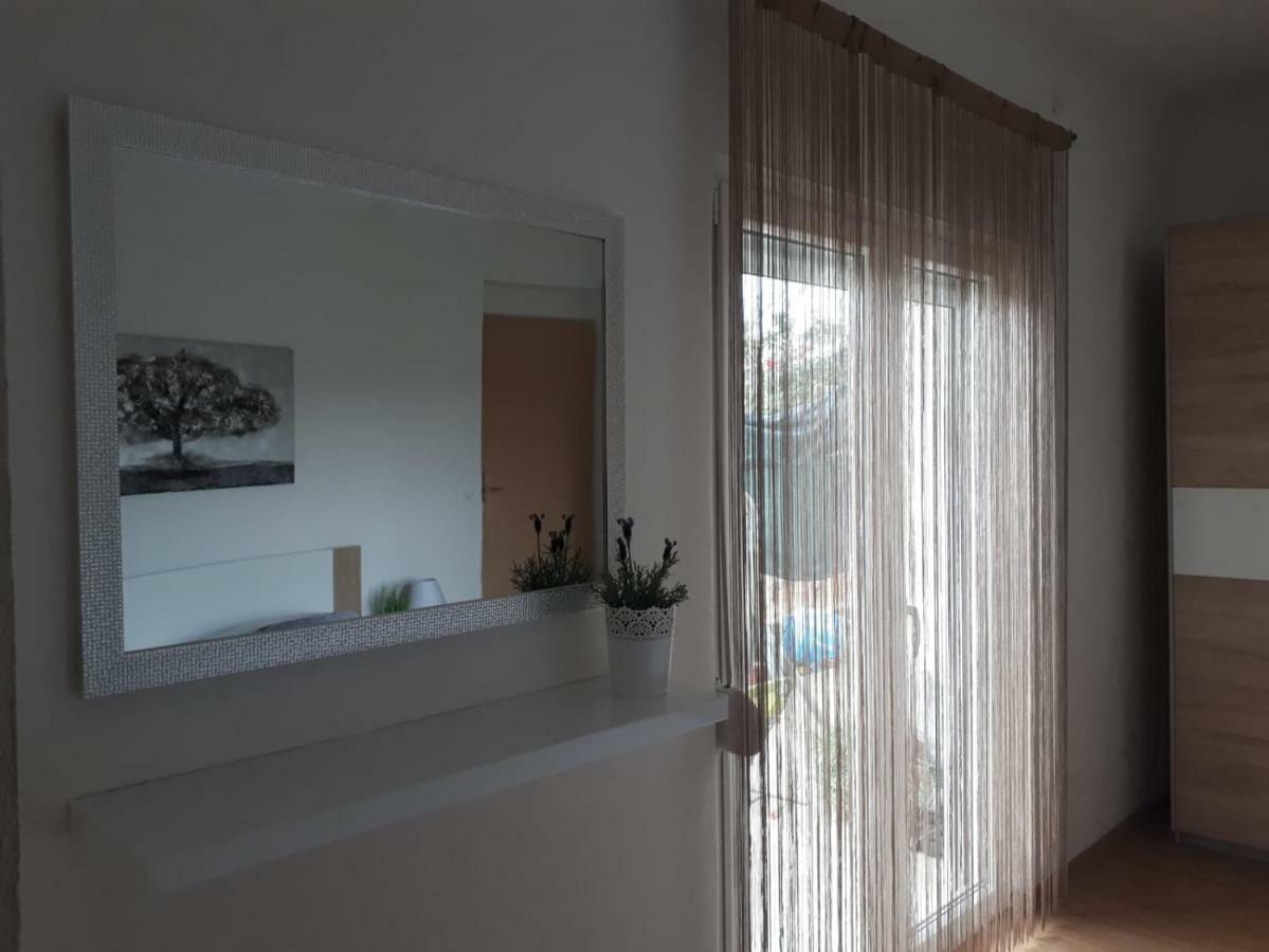 Cozy Apartment Josipa Privlaka  Kültér fotó